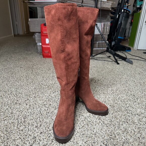 🦋Naturalizer Women's Suede Boots  SIZE 6 - Picture 2 of 8